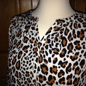 TALBOTS - Leopard V-neck Blouse - In Perfect Shape